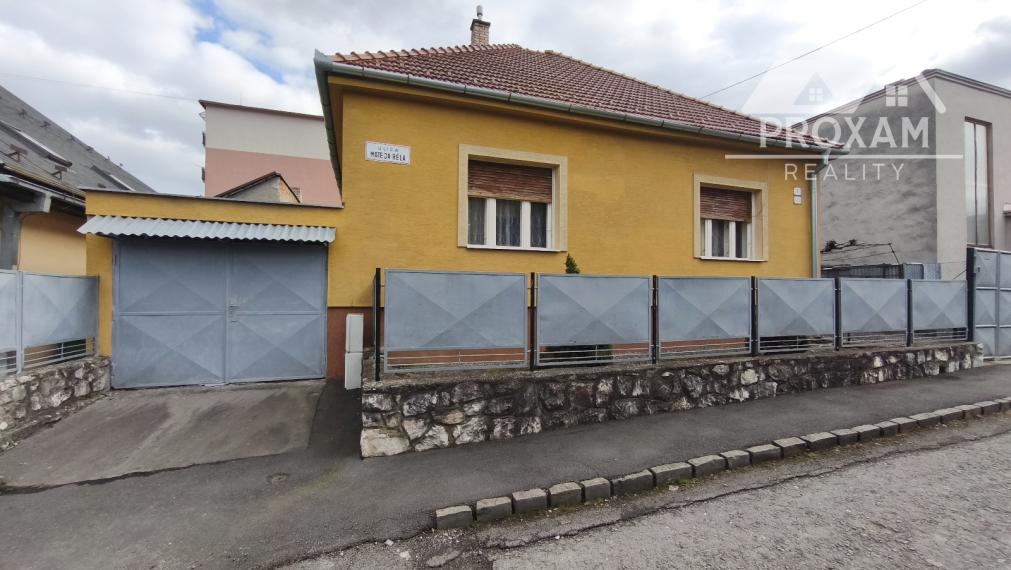 Na predaj prízemný 2-izbový rodinný dom v tichej lokalite