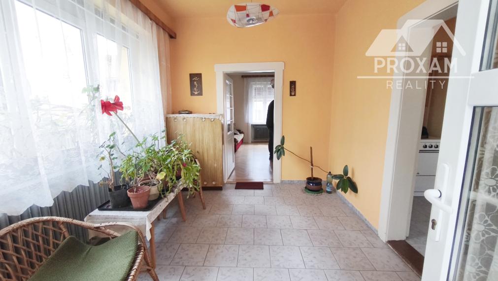 Na predaj prízemný 2-izbový rodinný dom v tichej lokalite