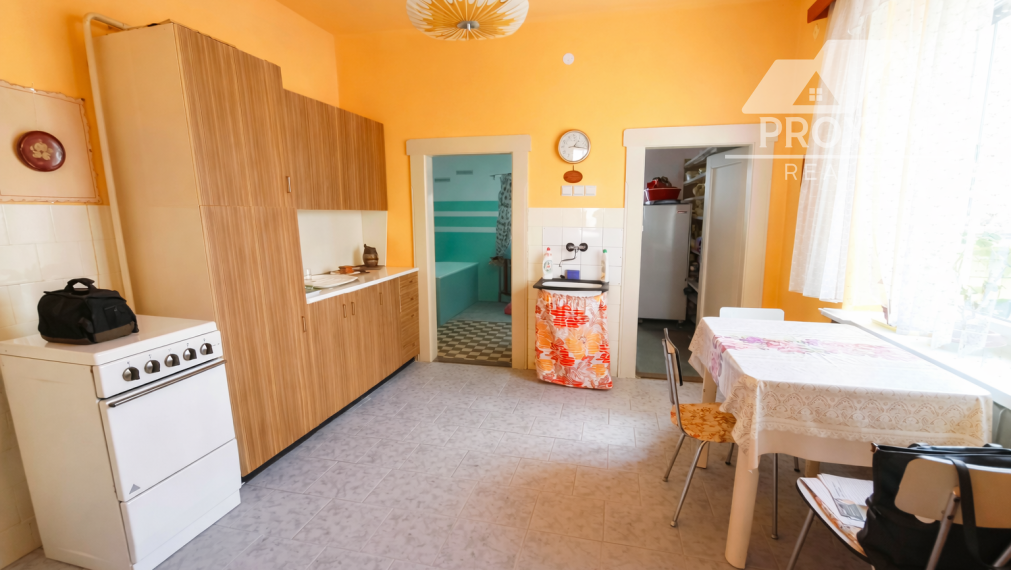 Na predaj prízemný 2-izbový rodinný dom v tichej lokalite