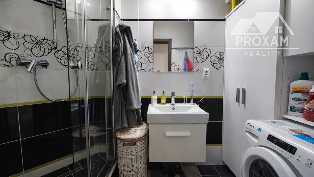 NOVINKA ! Moderný 3-izbový byt L. Svobodu