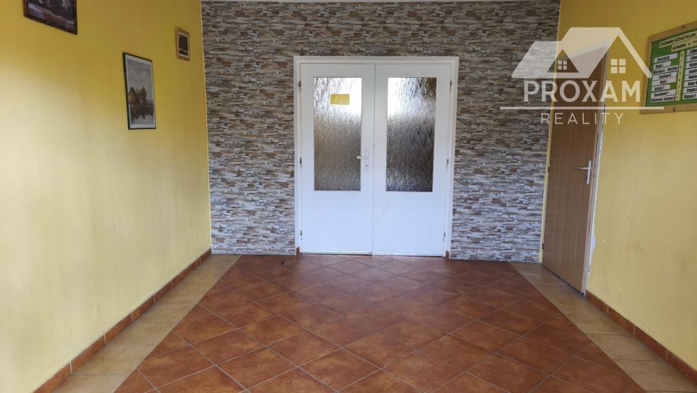 NOVINKA ! Moderný 3-izbový byt L. Svobodu