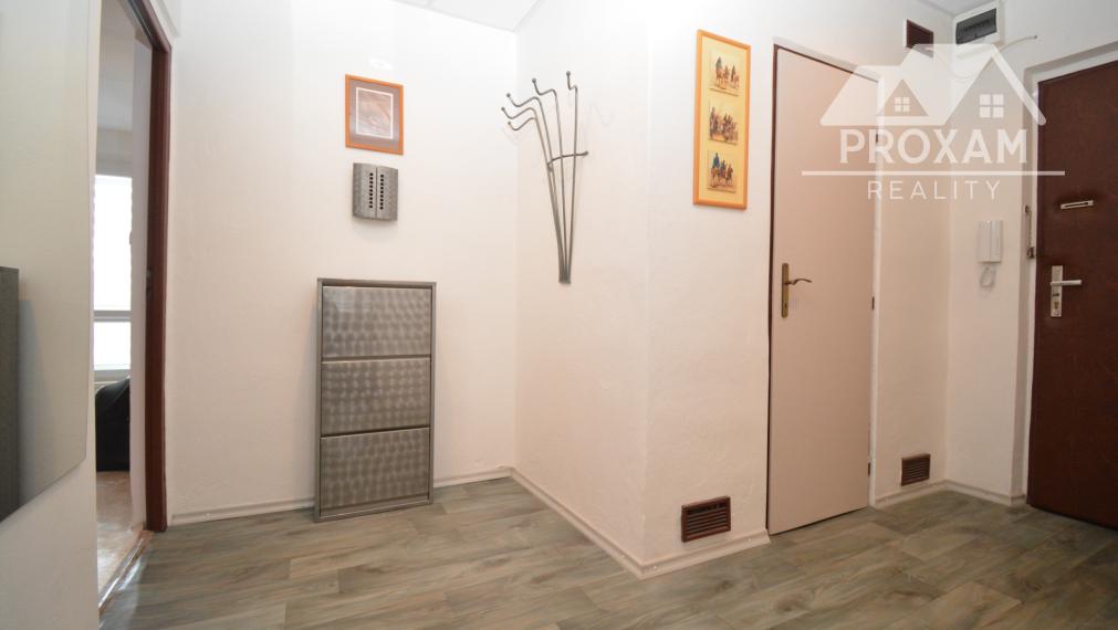 2-izbový byt s presklenenou loggiou – Lučenec, Rúbanisko II