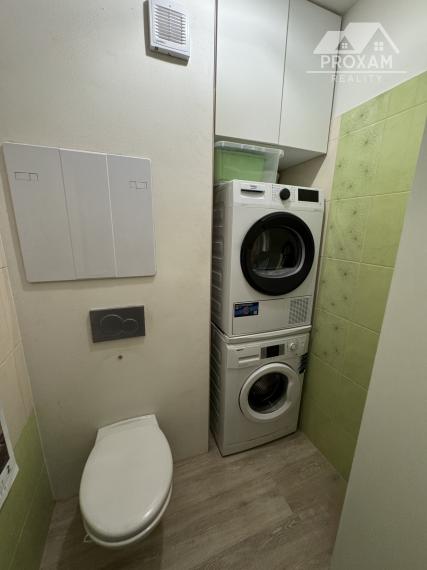 EXKLUZÍVNE- 3-izbový byt po kompletnej rekonštrukcii Sásová – Banská Bystrica