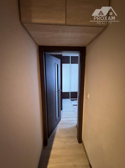 EXKLUZÍVNE- 3-izbový byt po kompletnej rekonštrukcii Sásová – Banská Bystrica