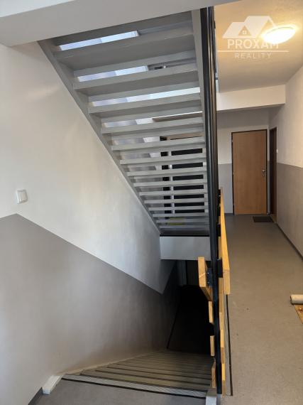 EXKLUZÍVNE- 3-izbový byt po kompletnej rekonštrukcii Sásová – Banská Bystrica