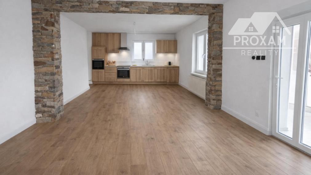 Na predaj rodinný dom, prístavba, garáž pri parku v Lučenci