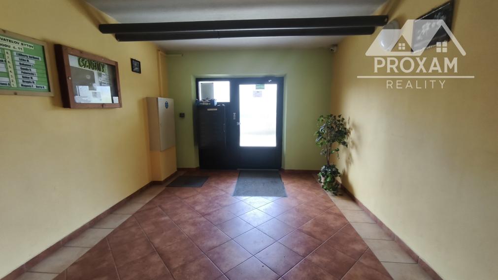 NOVINKA ! Moderný 3-izbový byt L. Svobodu