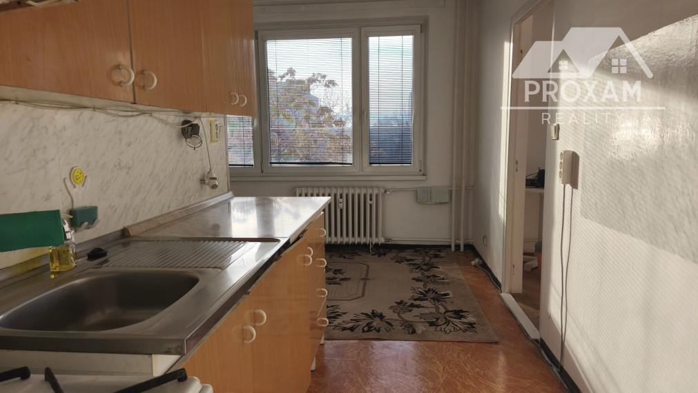 PREDAJ 3,5 izbový byt v centre mesta s potenciálom, ktorý si zamilujete