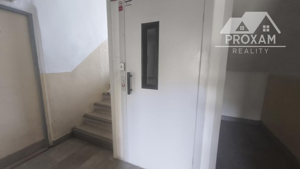 Na predaj 2-izbový byt v Lučenci - znížená cena o 2000,-EUR !