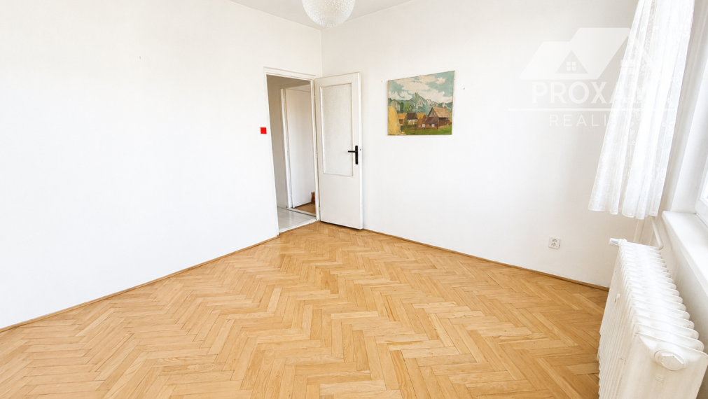 PREDAJ 3,5 izbový byt v centre mesta s potenciálom, ktorý si zamilujete