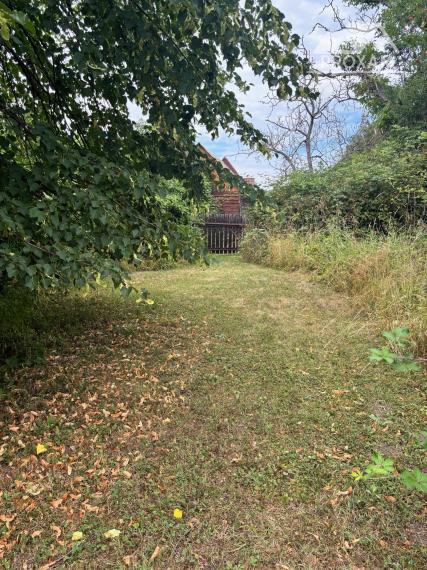 Na predaj štýlový rodinný dom s rozľahlým pozemkom 4 500 m² v obci Ľuboreč