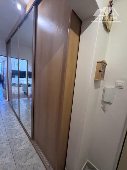 Ponúkame exkluzívne na predaj slnečný 3-izbový byt  Fončorda BB