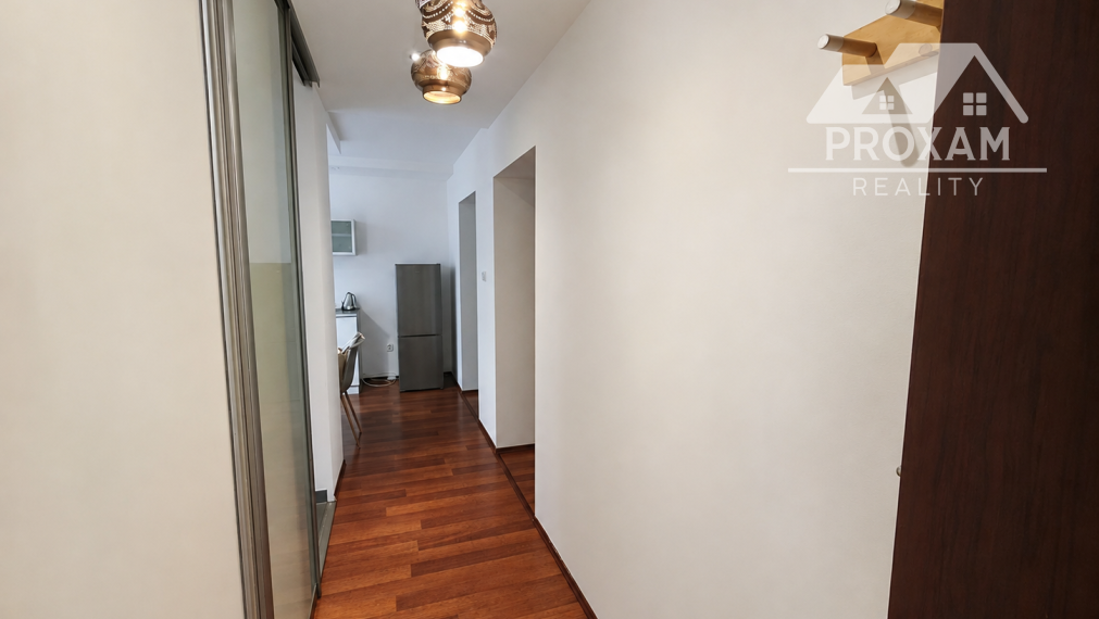Prenájom dvojizbový byt v centre mesta Lučenec