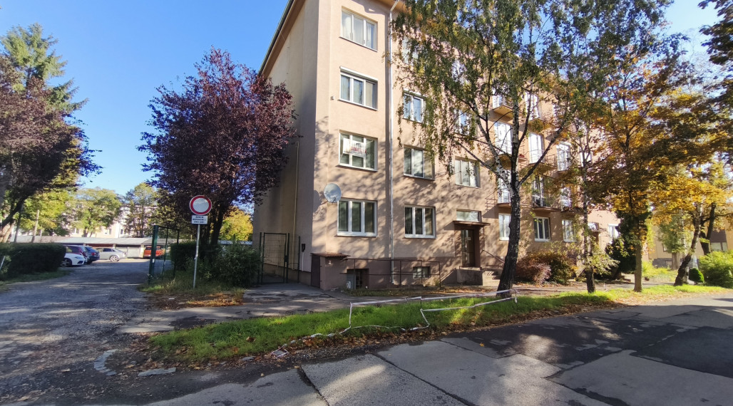 Trojizbový byt v blízkom centre