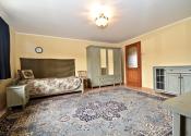 Na predaj štýlový rodinný dom s rozľahlým pozemkom 4 500 m² v obci Ľuboreč - fotografia 14
