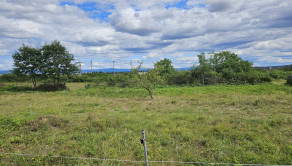 INVESTIČNÝ STAVEBNÝ POZEMOK 4 000 m² – Lučenec, časť Vinica - fotografia 2