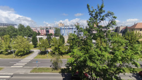 PREDAJ 3,5 izbový byt v centre mesta s potenciálom, ktorý si zamilujete - fotografia 12