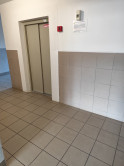 Ponúkame na predaj 3 izb. byt v Lučenci na Rúbanisku - fotografia 12