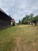 Na predaj štýlový rodinný dom s rozľahlým pozemkom 4 500 m² v obci Ľuboreč - fotografia 5