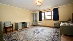 Na predaj štýlový rodinný dom s rozľahlým pozemkom 4 500 m² v obci Ľuboreč - fotografia 15