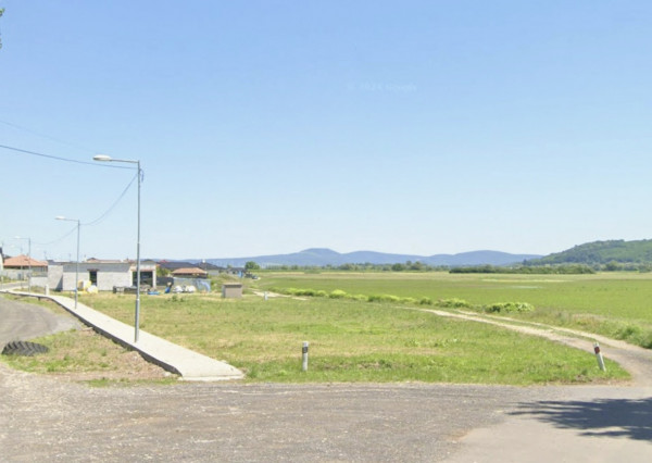 Na predaj pozemok  601m2 Mikušovce