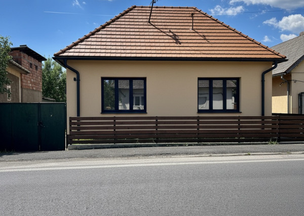 Na predaj rodinný dom s projektom na rekonštrukciu v Mýtnej