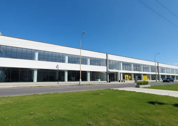 NA PREDAJ prevádzková budova, pozemok 3294m2