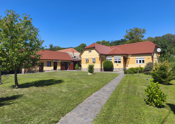 TOP rodinný dom - chalupa v obci Hradište