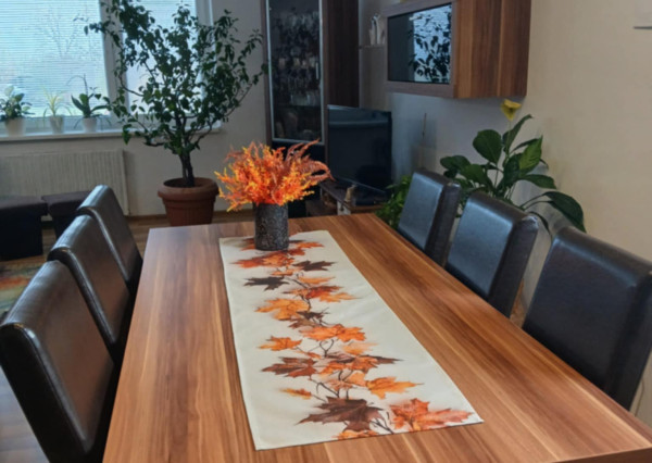 Priestranný, udržiavany rodinný dom v obci Melčice-Lieskové