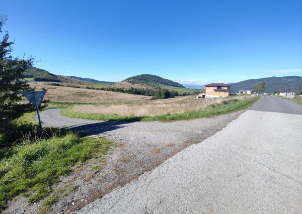 Na predaj stavebný pozemok v obci Stožok