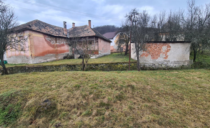 Predaj bývalej cirkevnej školy v obci Ostrany - fotografia 4