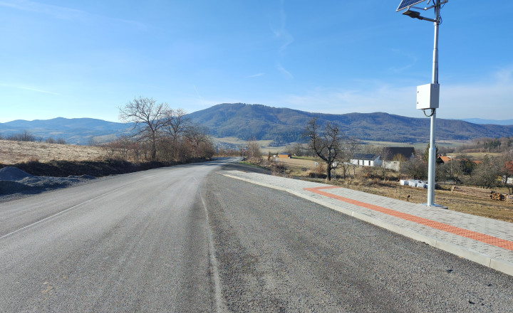 Na predaj pozemok vhodný na výstavbu chaty, rekreačné účely. - fotografia 2