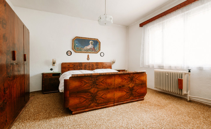 Predaj rodinného domu v obci Divín s výhľadom na hrad - fotografia 12