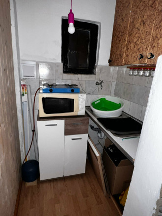Výhodná ponuka- dve chatky s veľkým pozemkom v Beckove - fotografia 11