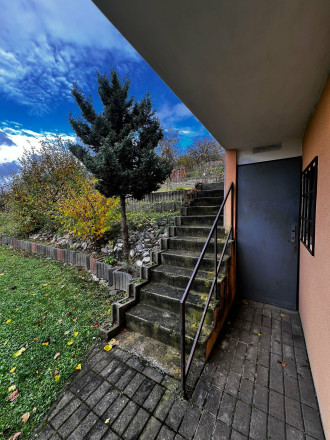Výhodná ponuka- dve chatky s veľkým pozemkom v Beckove - fotografia 14