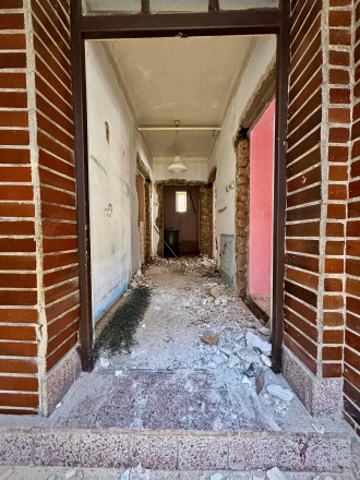 Na predaj rodinný dom s projektom na rekonštrukciu v Mýtnej - fotografia 7