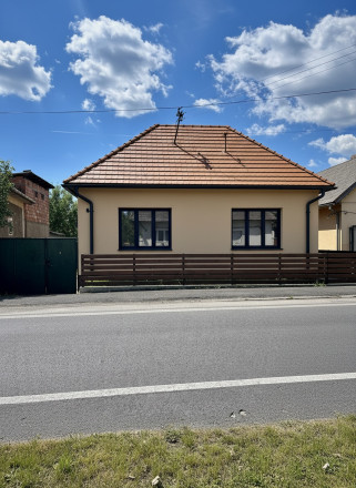 Na predaj rodinný dom s projektom na rekonštrukciu v Mýtnej