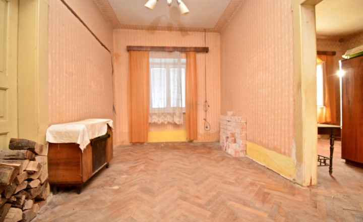 Ponuka na predaj: Rodinný dom v širšom centre mesta Lučenec - fotografia 9