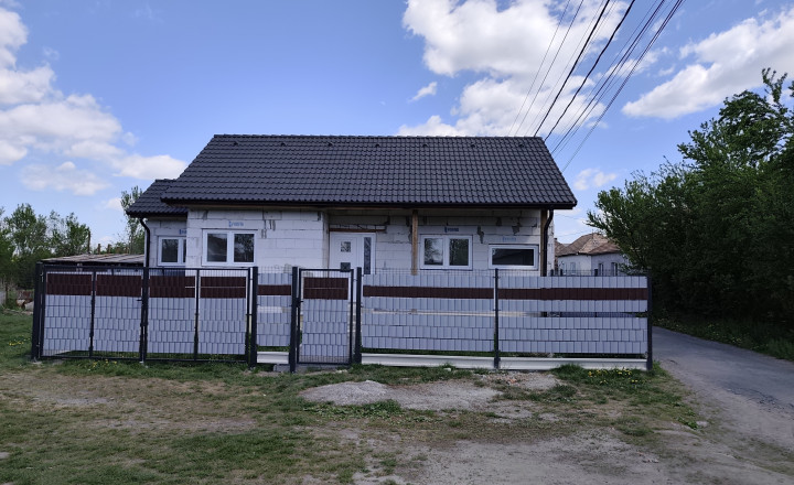 Ponúkame na predaj rod. dom v obci Rapovce pri termálnom kúpalisku