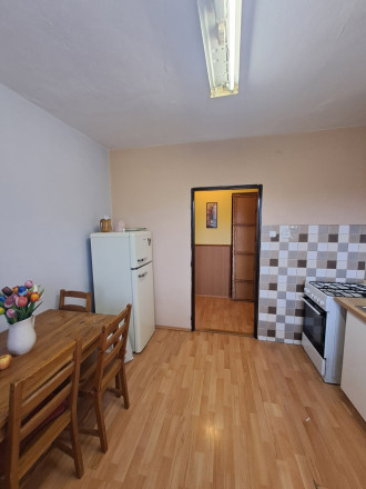Veľkometrážny ,trojizbový byt s garážou v Čachticiach - fotografia 8