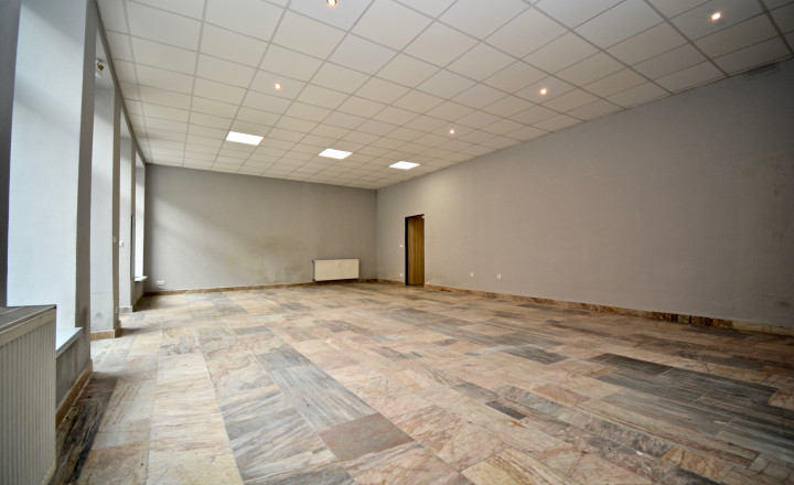Predaj komerčnej nehnuteľnosti v centre mesta Lučenec - fotografia 4