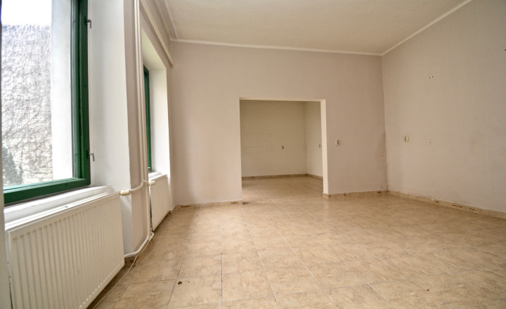 Predaj komerčnej nehnuteľnosti v centre mesta Lučenec - fotografia 17