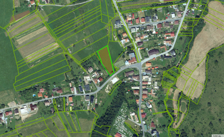 Na predaj pozemok vhodný na výstavbu rodinného domu 2531m2. - fotografia 9