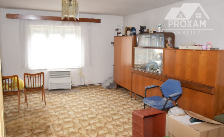 Na predaj dva rodinné domy s rozsiahlym pozemkom - fotografia 21