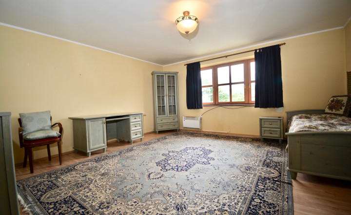 Na predaj štýlový rodinný dom s rozľahlým pozemkom 4 500 m² v obci Ľuboreč - fotografia 14