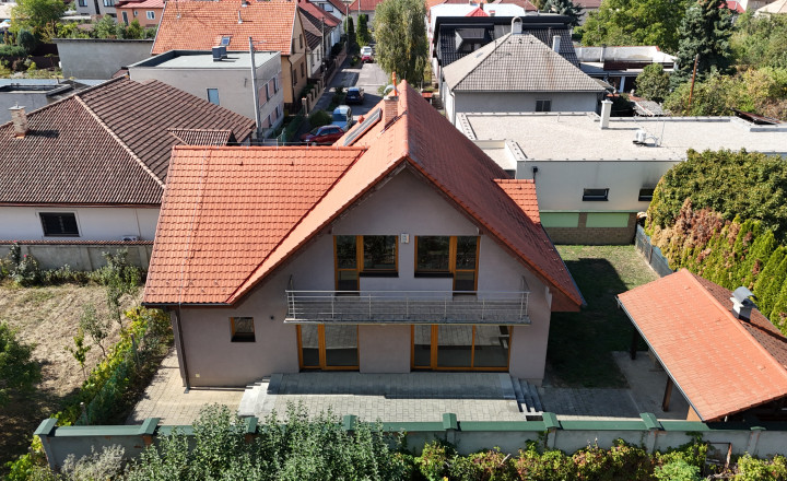 Na predaj nový 6-izbový rodinný dom VARIOR – Lučenec, Špitálska ulica - fotografia 2