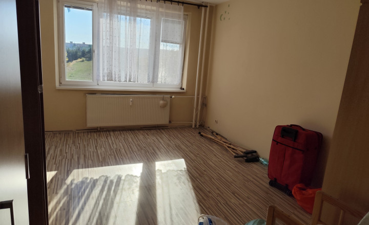 Ponúkame na predaj 3 izb. byt v Lučenci na Rúbanisku - fotografia 2