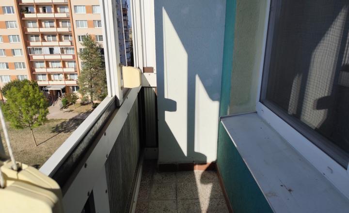 Ponúkame na predaj 3 izb. byt v Lučenci na Rúbanisku - fotografia 9