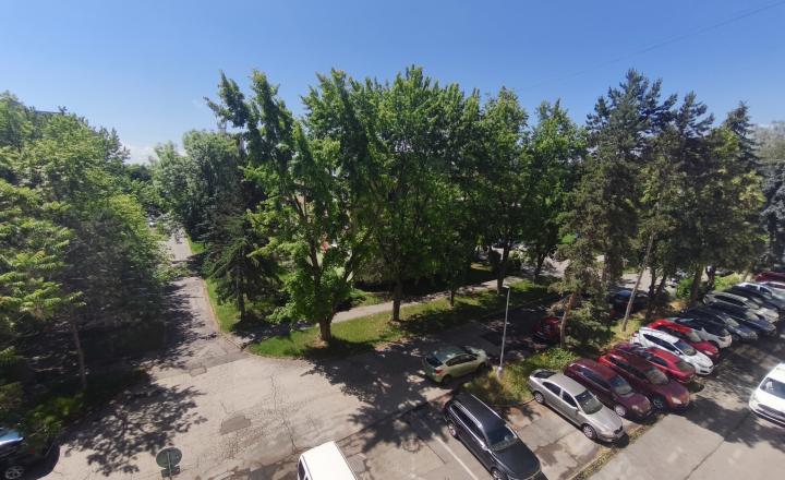 PREDAJ 3,5 izbový byt v centre mesta s potenciálom, ktorý si zamilujete - fotografia 14