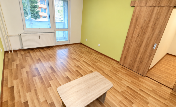 Predaj, panelový 3-izb.byt s balkónom v obci Cinobaňa okres Poltár - fotografia 5